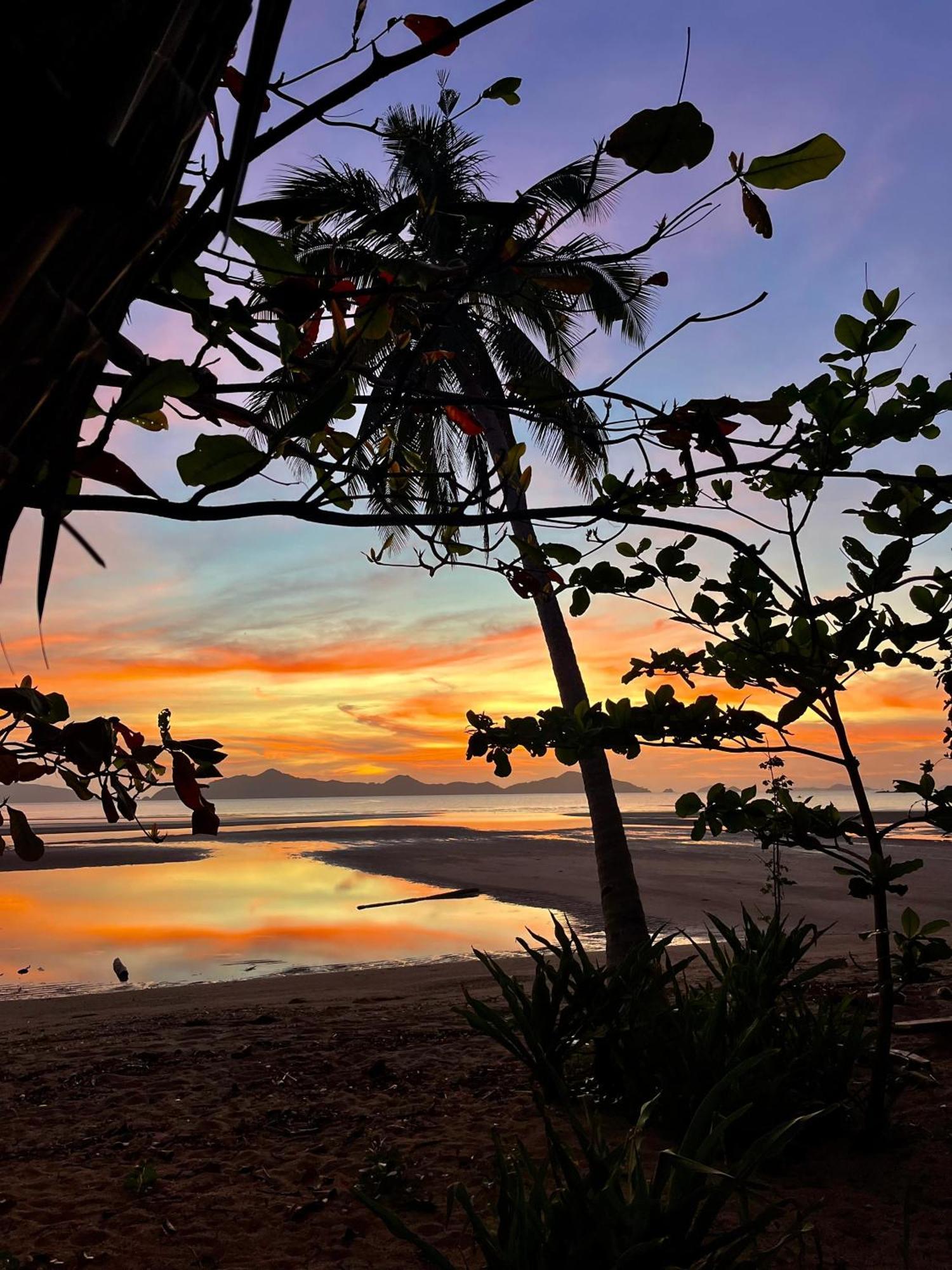 Efrena Agro Tourism Beach El Nido Exteriör bild